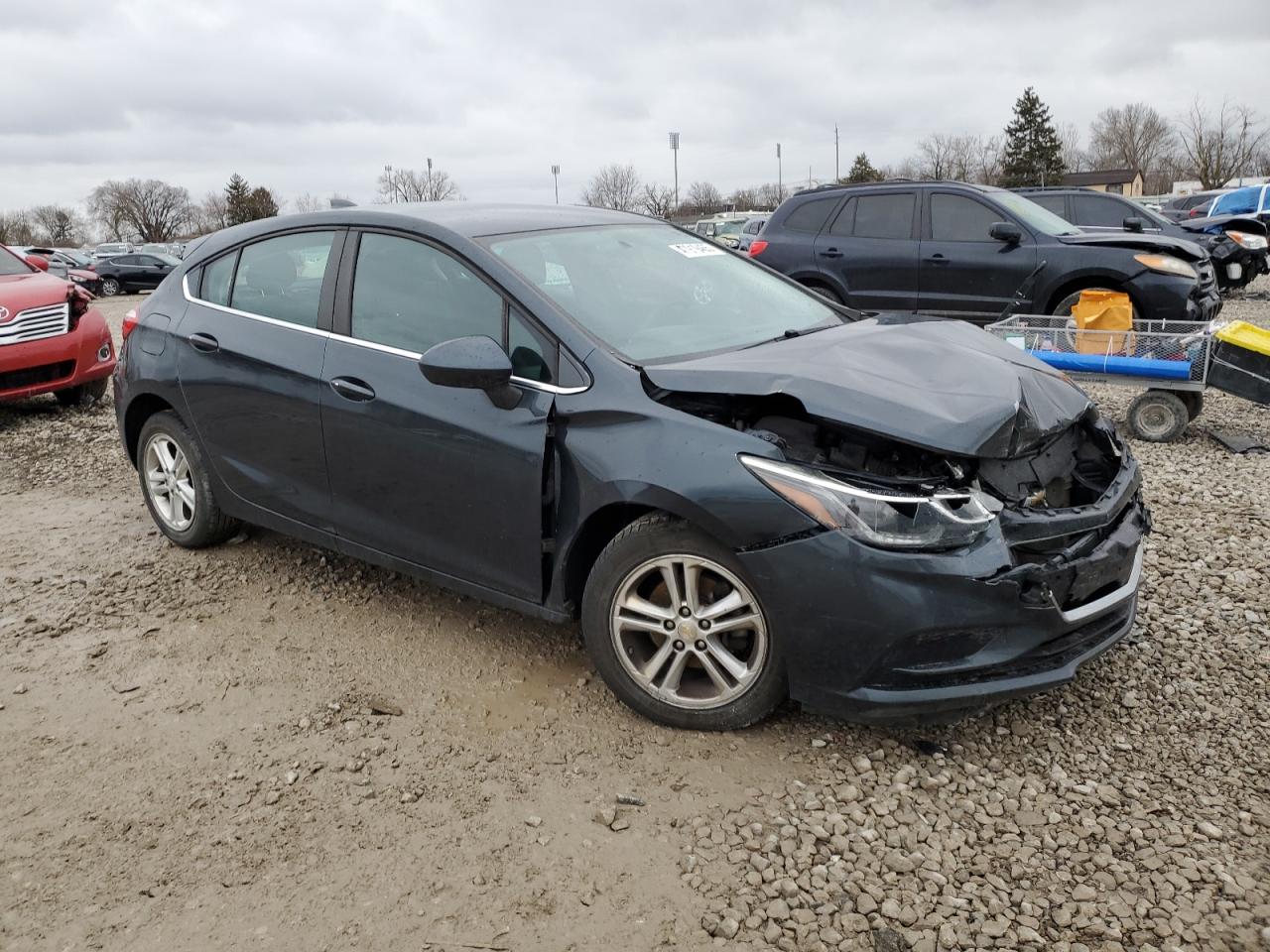 2017 Chevrolet Cruze - Image 4