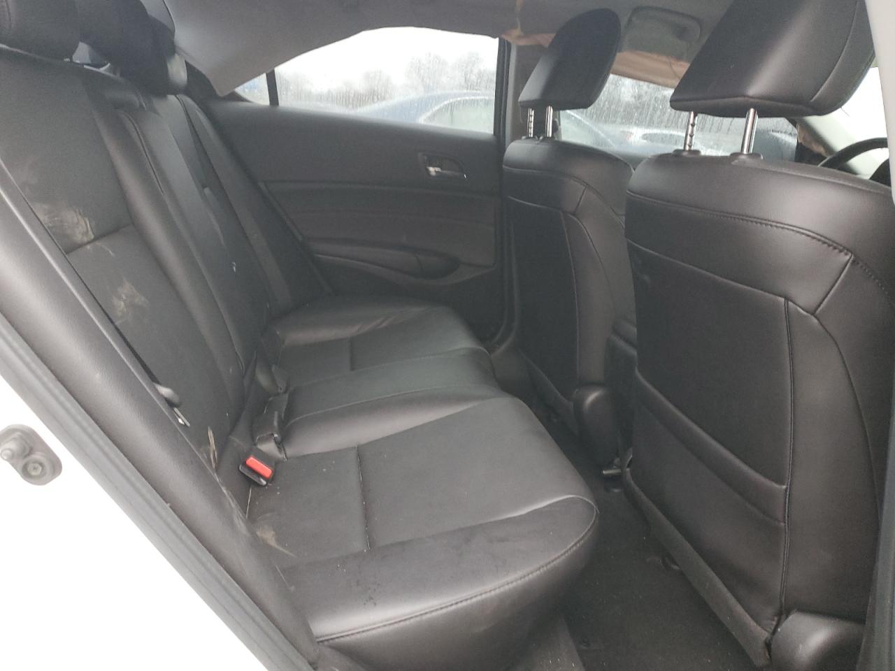 2018 Acura ILX - Image 10