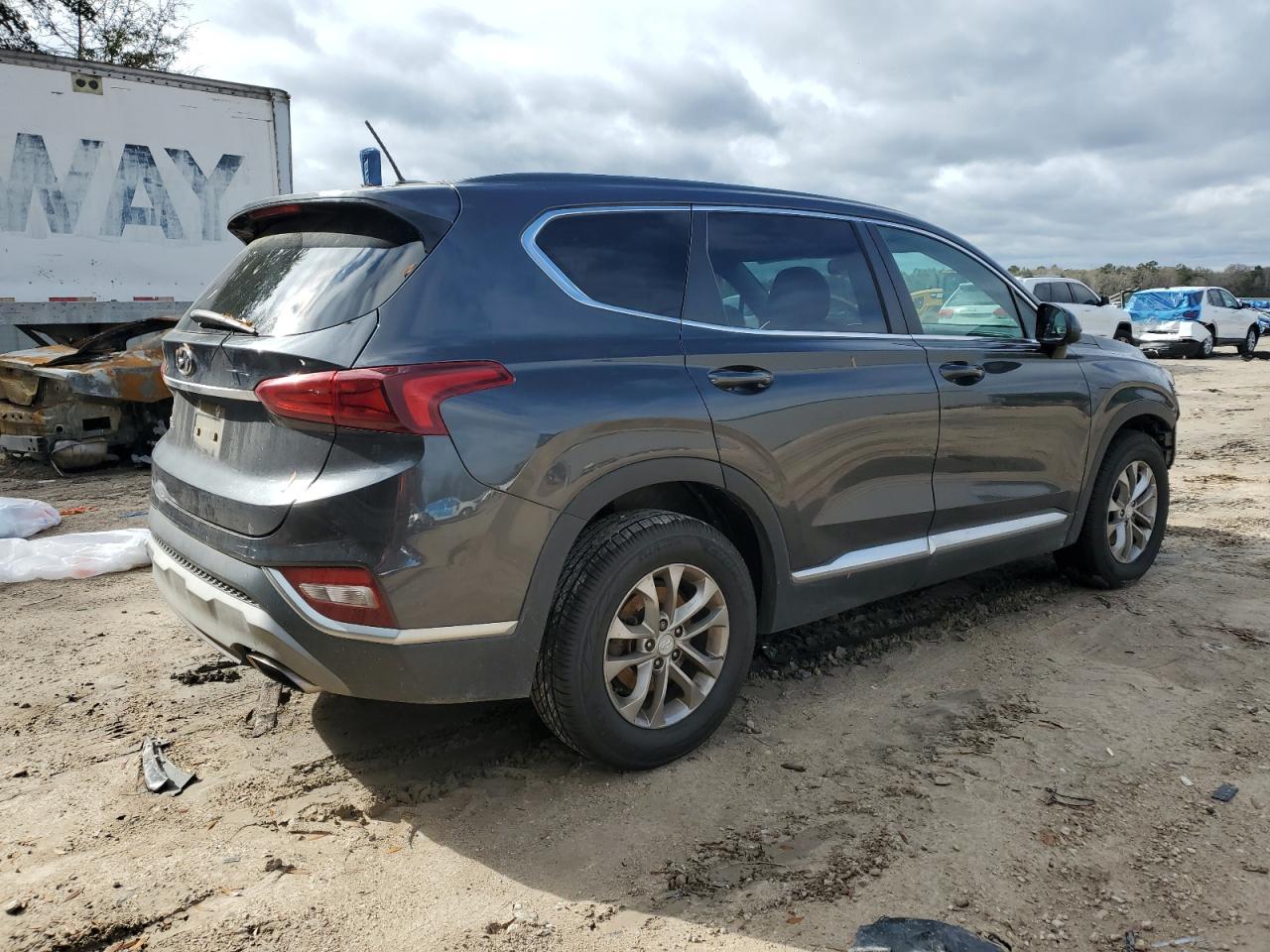 2020 Hyundai Santa Fe - Image 3