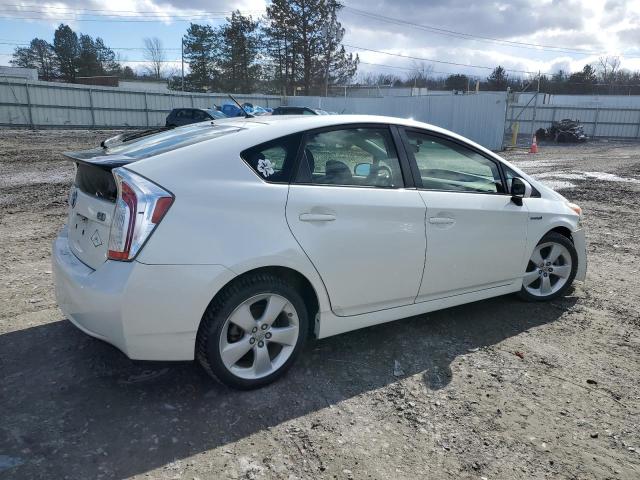  TOYOTA PRIUS 2015 Белый