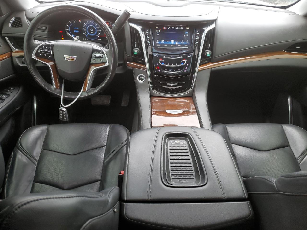 2019 Cadillac Escalade - Image 8