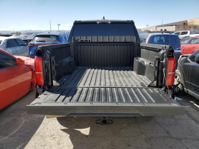  TOYOTA TACOMA 2024 Czarny