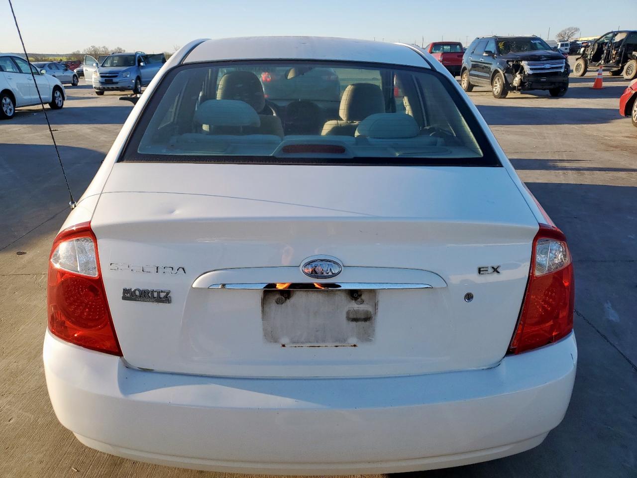 2006 Kia Spectra - Image 6
