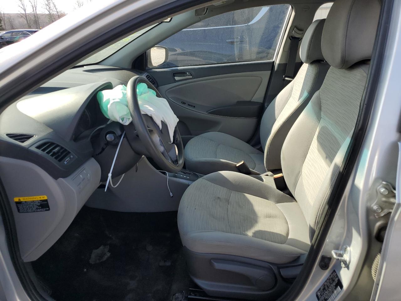 2015 Hyundai Accent - Image 7