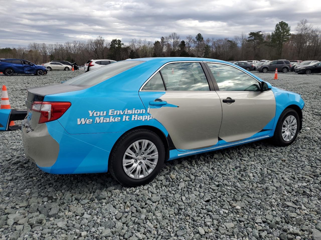 2014 Toyota Camry - Image 3