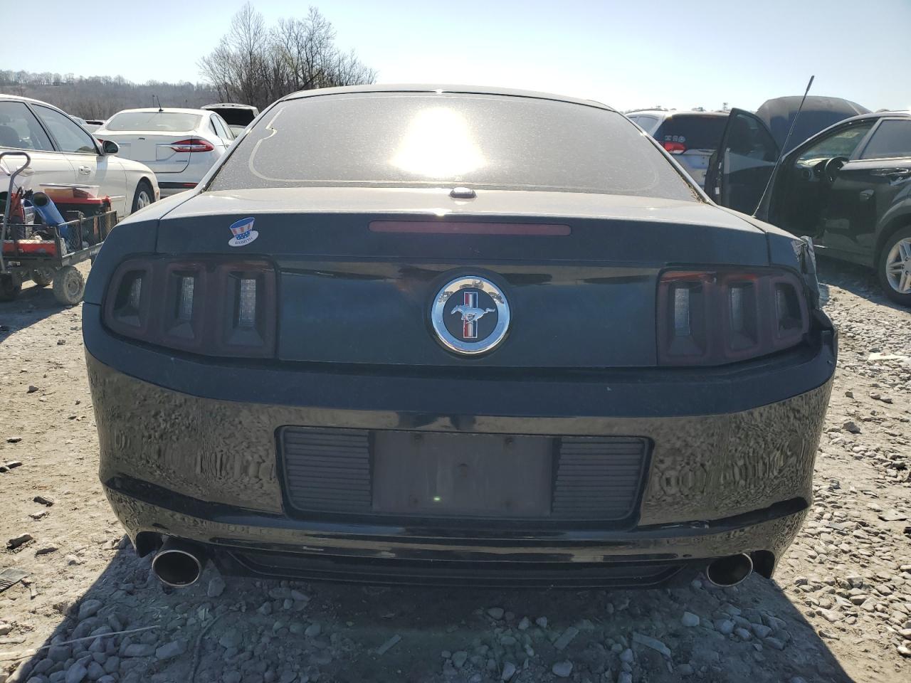 2014 Ford Mustang - Image 8