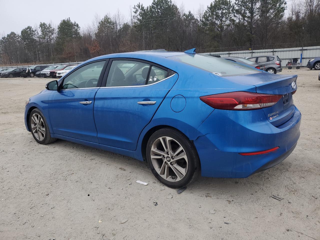 2017 Hyundai Elantra - Image 2
