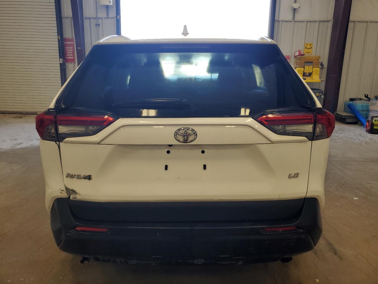 2023 Toyota RAV 4 - Image 6