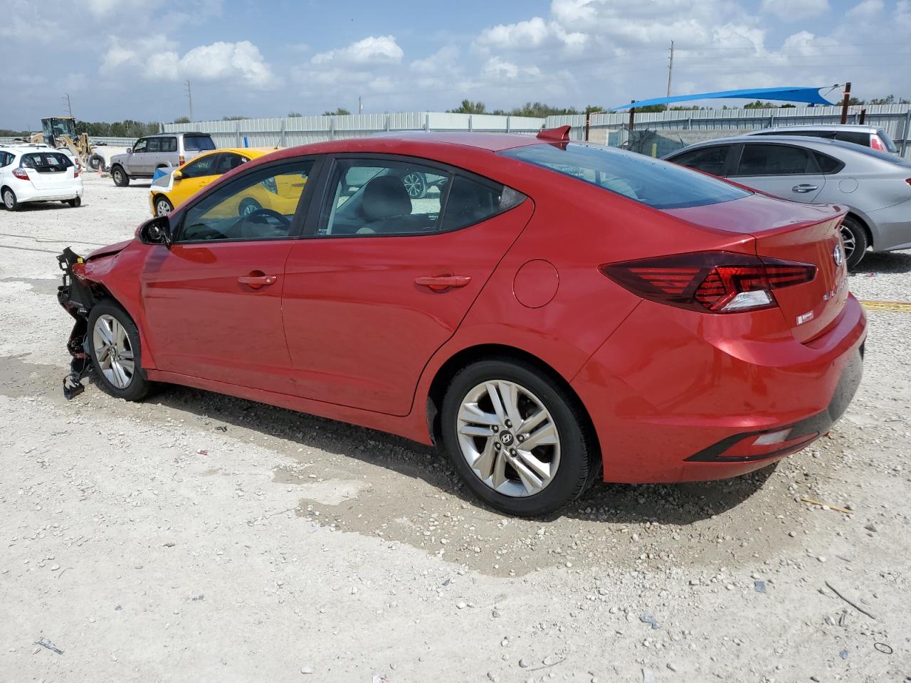 2019 Hyundai Elantra - Image 2