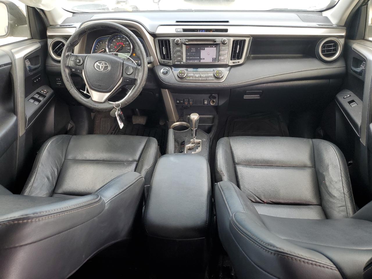 2015 Toyota RAV 4 - Image 8