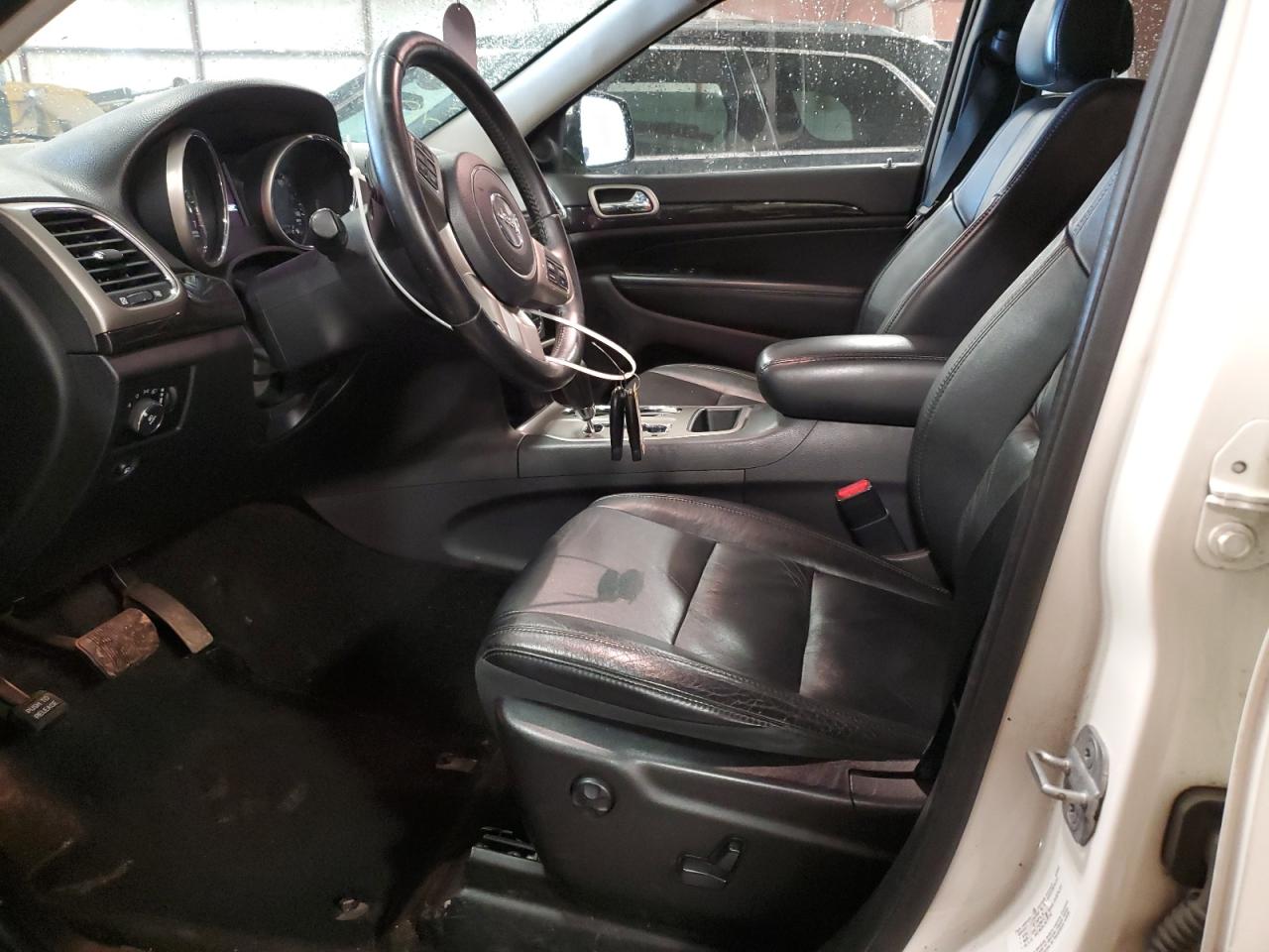2012 Jeep Grand Cherokee - Image 7