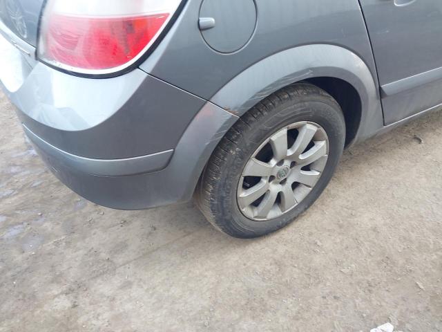 2006 VAUXHALL ASTRA CLUB
