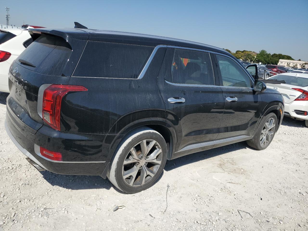 2021 Hyundai Palisade - Image 3