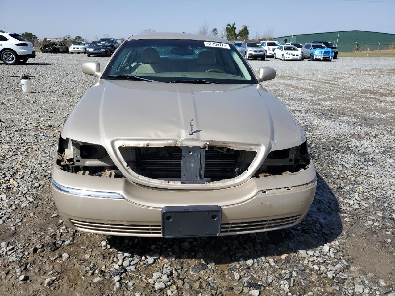 2005 Lincoln Town Car - Image 5