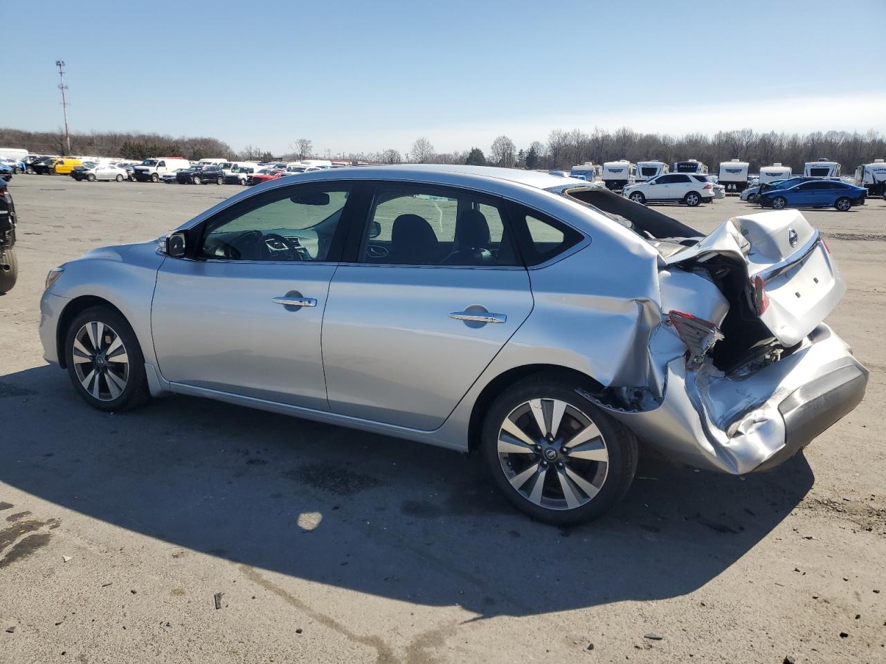 2016 Nissan Sentra - Image 2