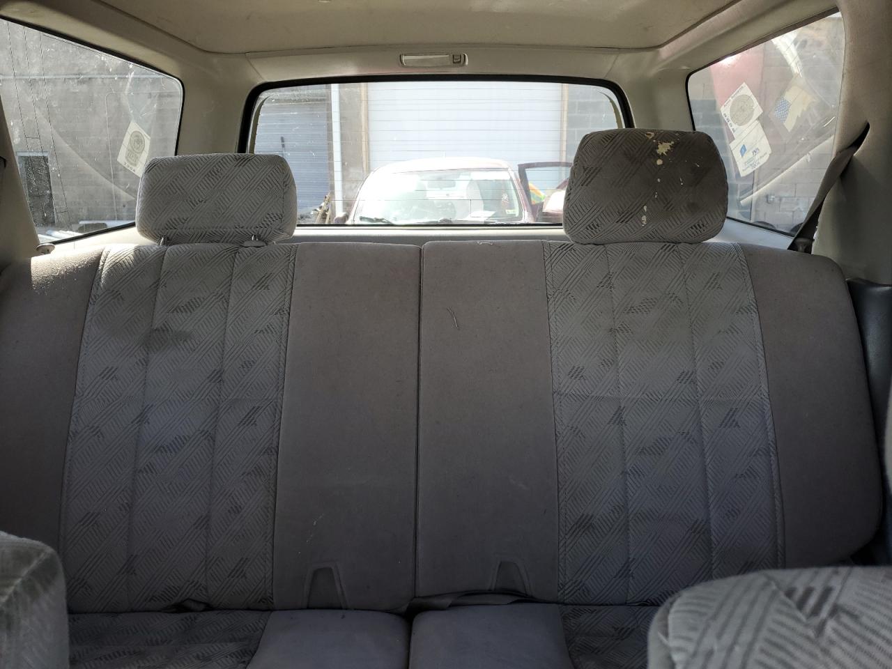 2001 Toyota 4Runner - Image 10
