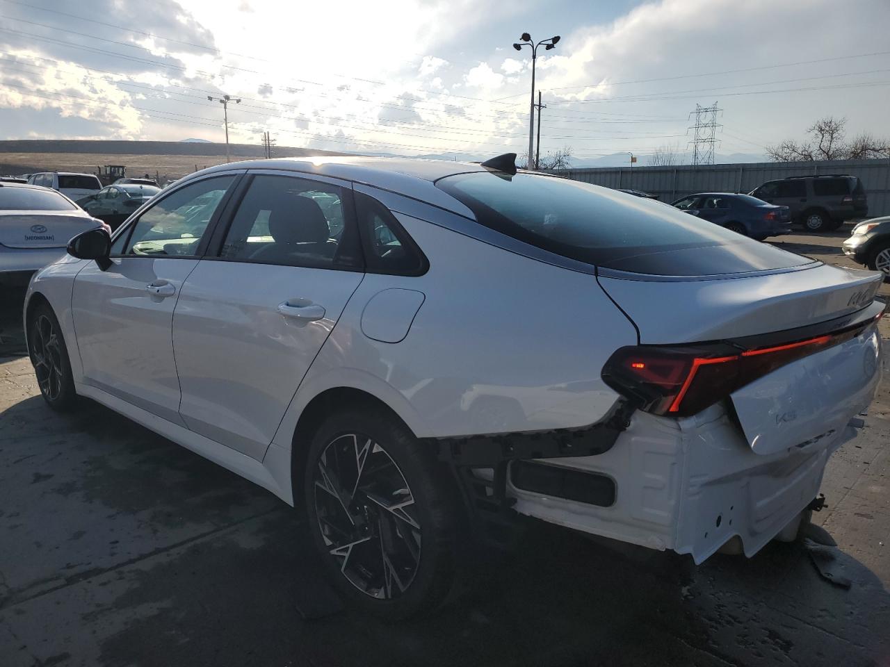 2025 Kia K5 - Image 2
