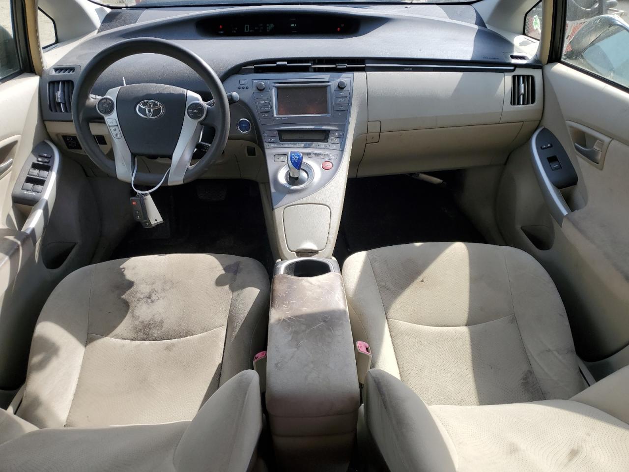 2013 Toyota Prius - Image 8