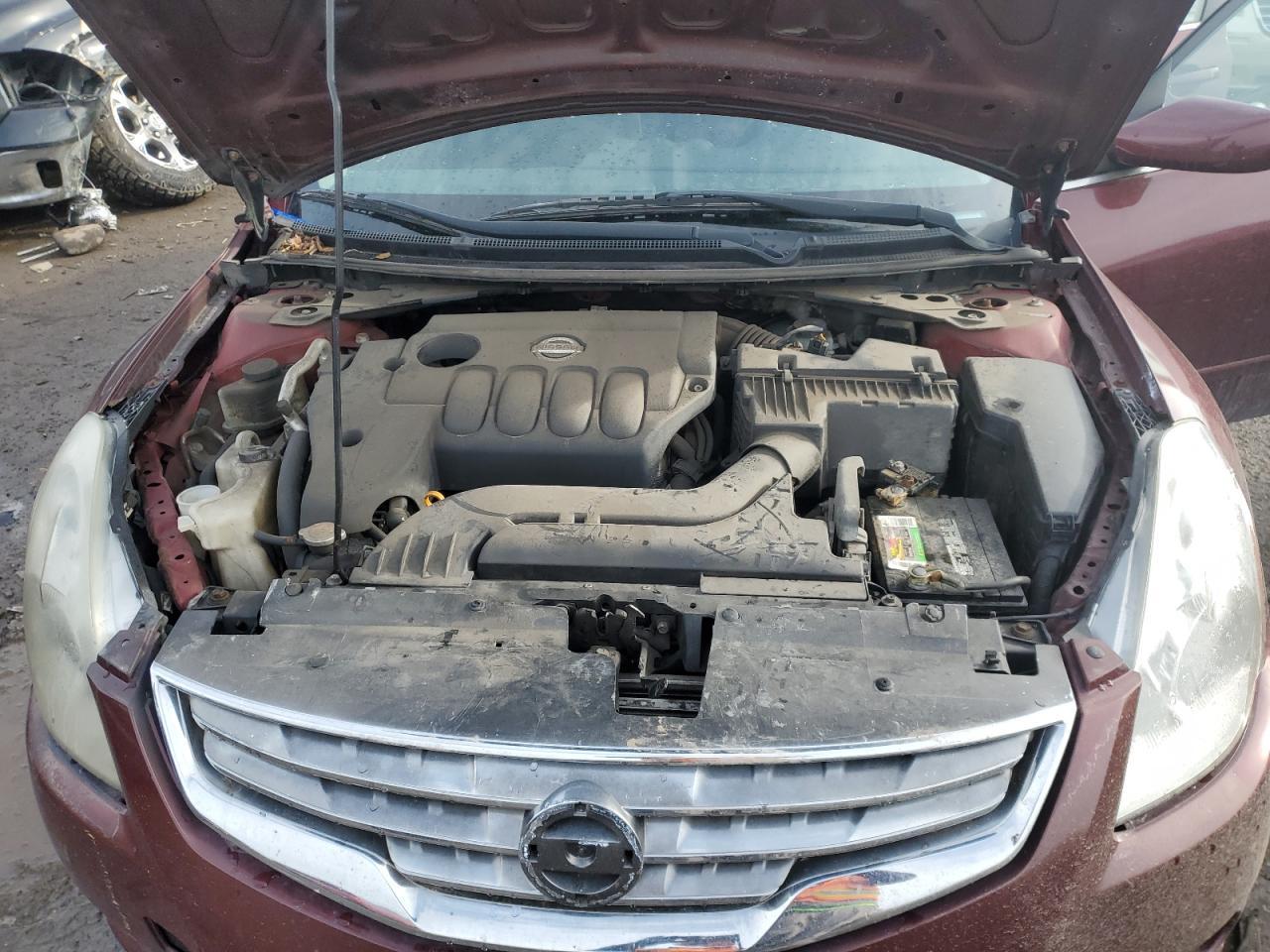 2011 Nissan Altima - Image 11
