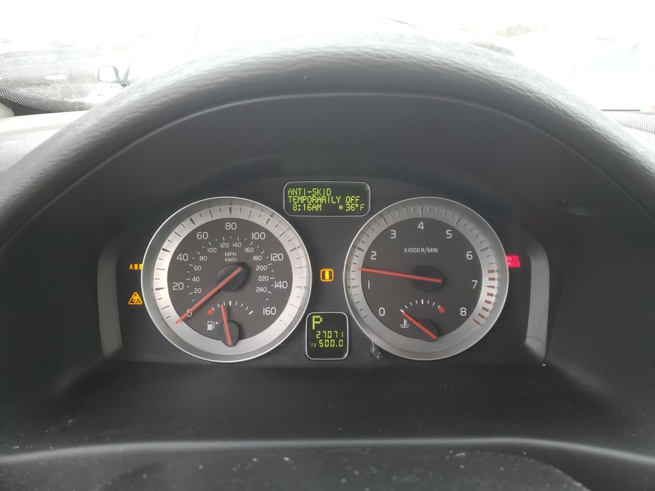 2011 Volvo C70 - Image 9
