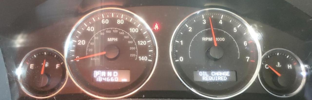 2009 Jeep Commander - Image 9