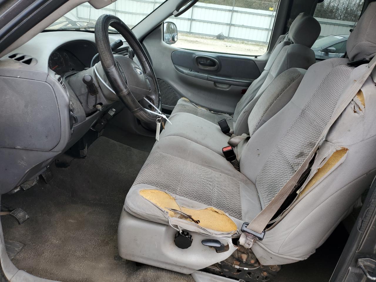 2004 Ford F-150 - Image 7