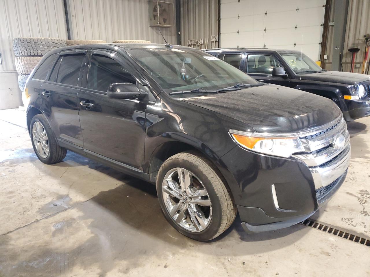 2013 Ford Edge - Image 4
