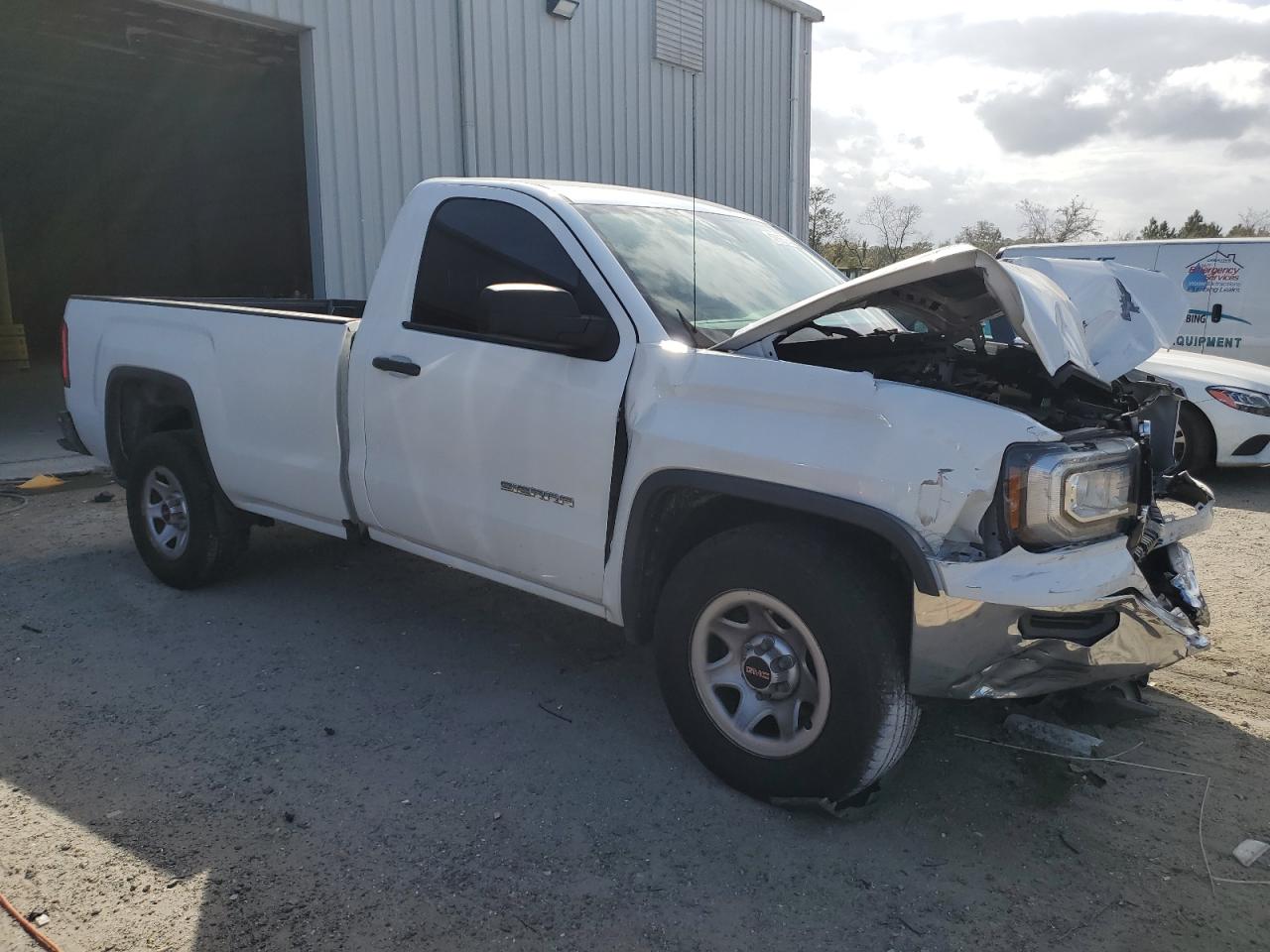 2018 GMC Sierra - Image 4