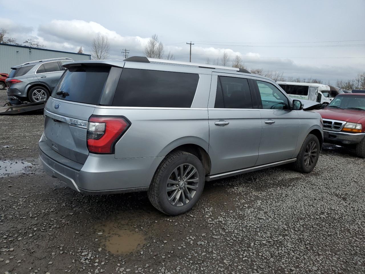 2021 Ford Expedition - Image 3
