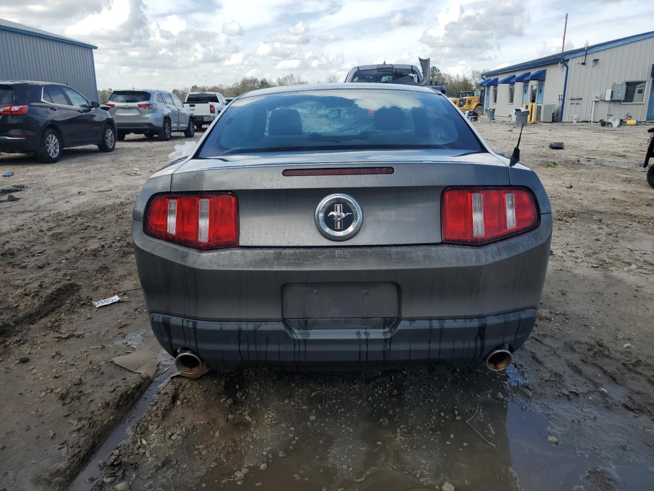 2010 Ford Mustang - Image 6