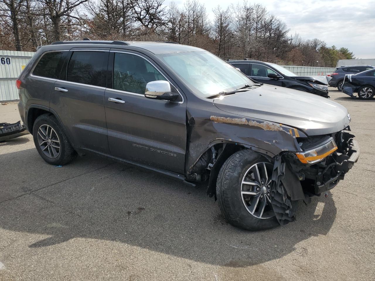 2017 Jeep Grand Cherokee - Image 4