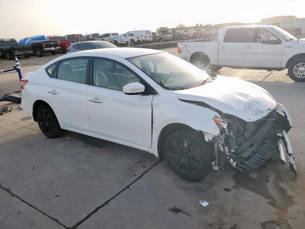 2015 Nissan Sentra - Image 4