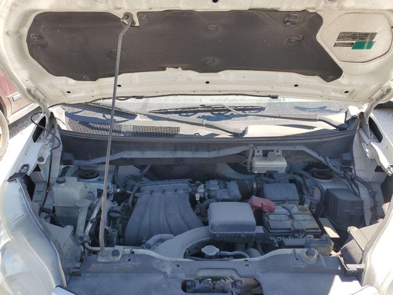 2015 Nissan NV - Image 12