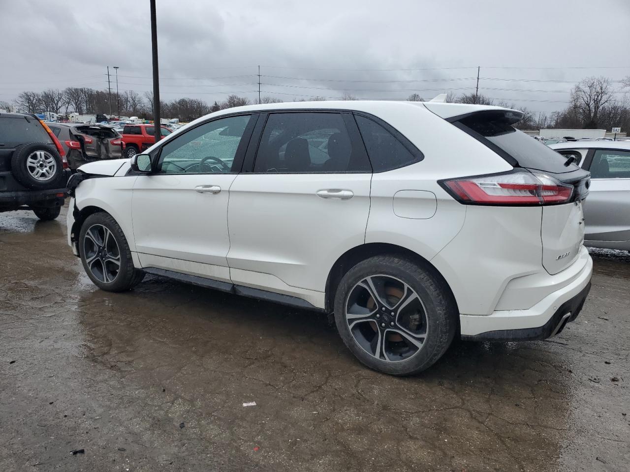 2020 Ford Edge - Image 2