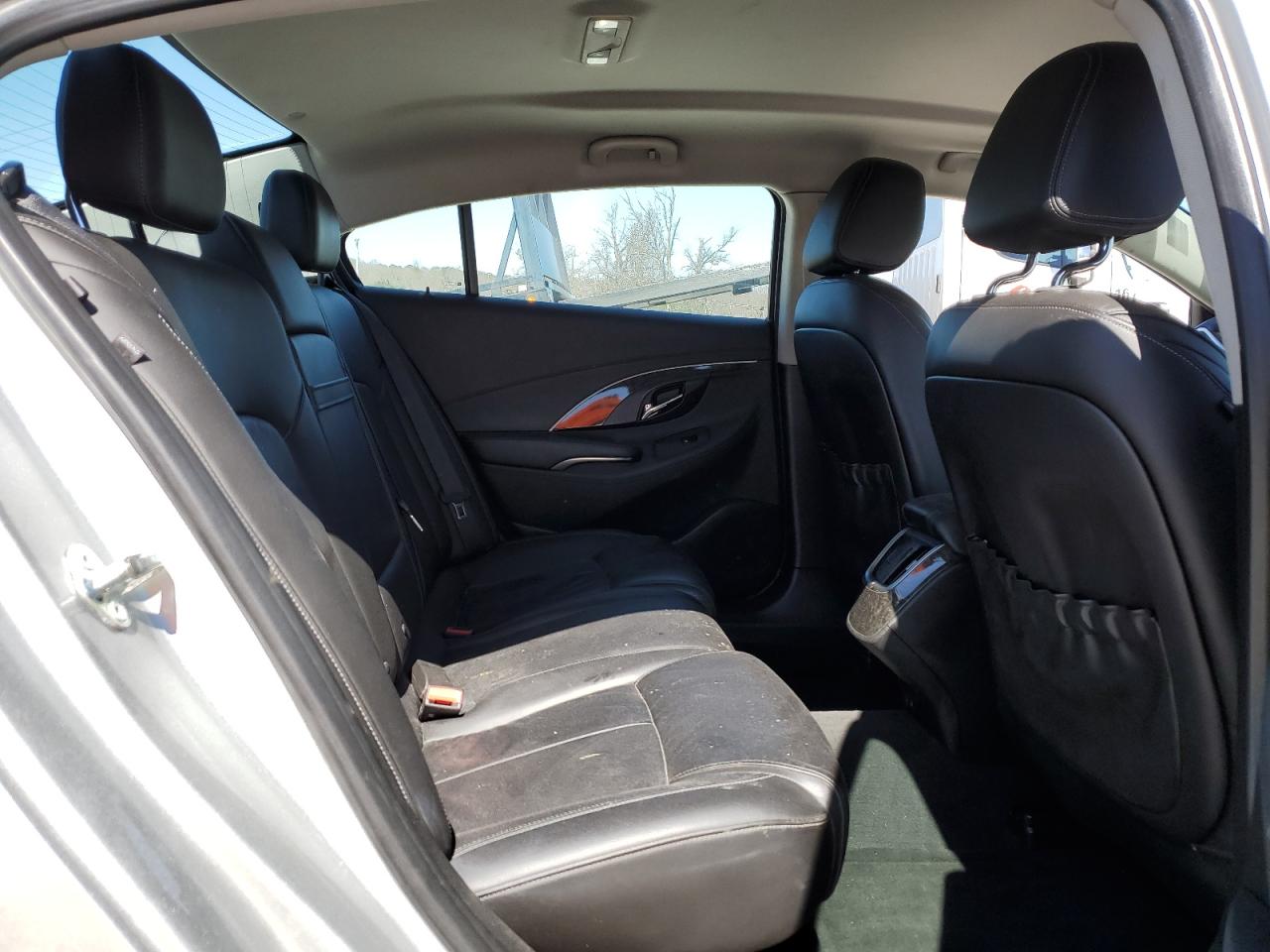 2016 Buick LaCrosse - Image 10