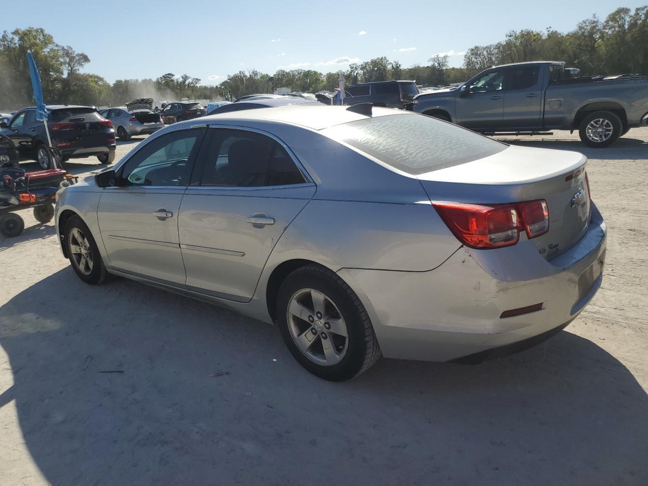 2015 Chevrolet Malibu - Image 2
