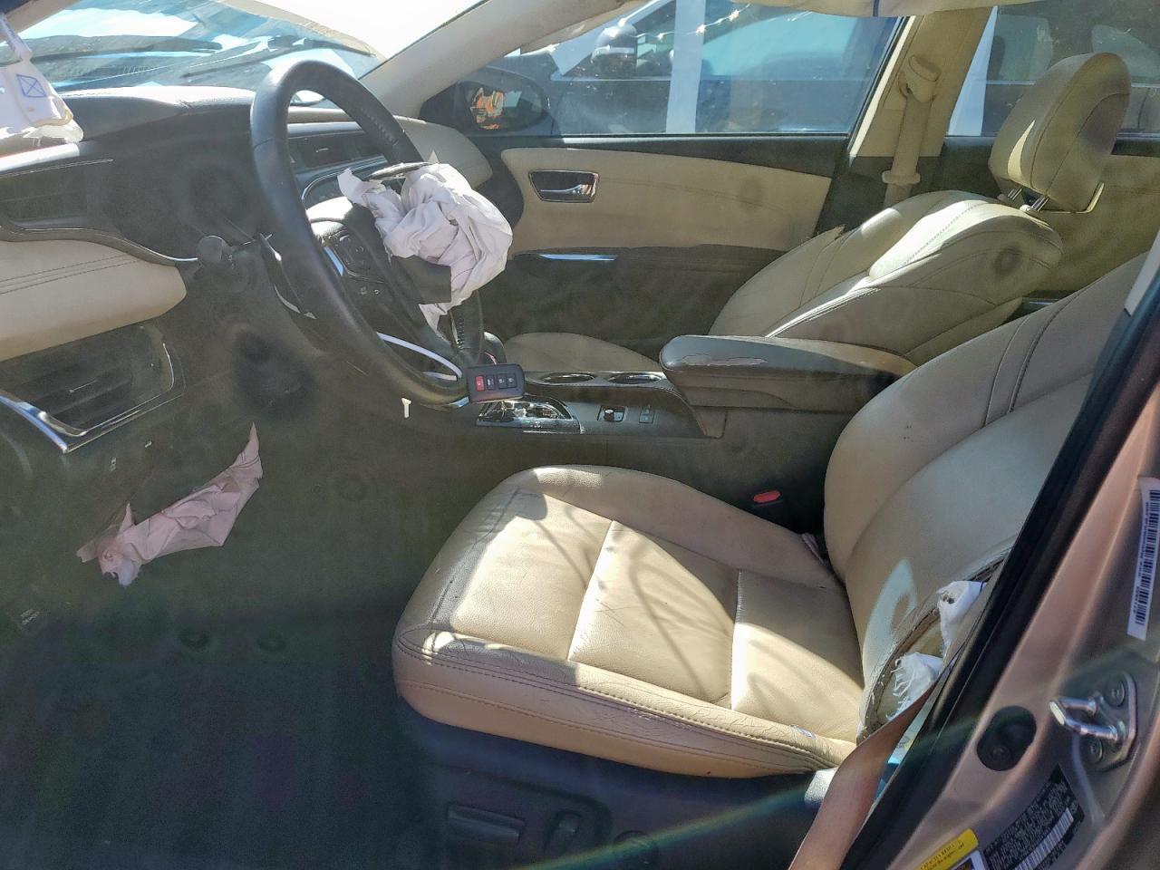 2016 Toyota Avalon - Image 7