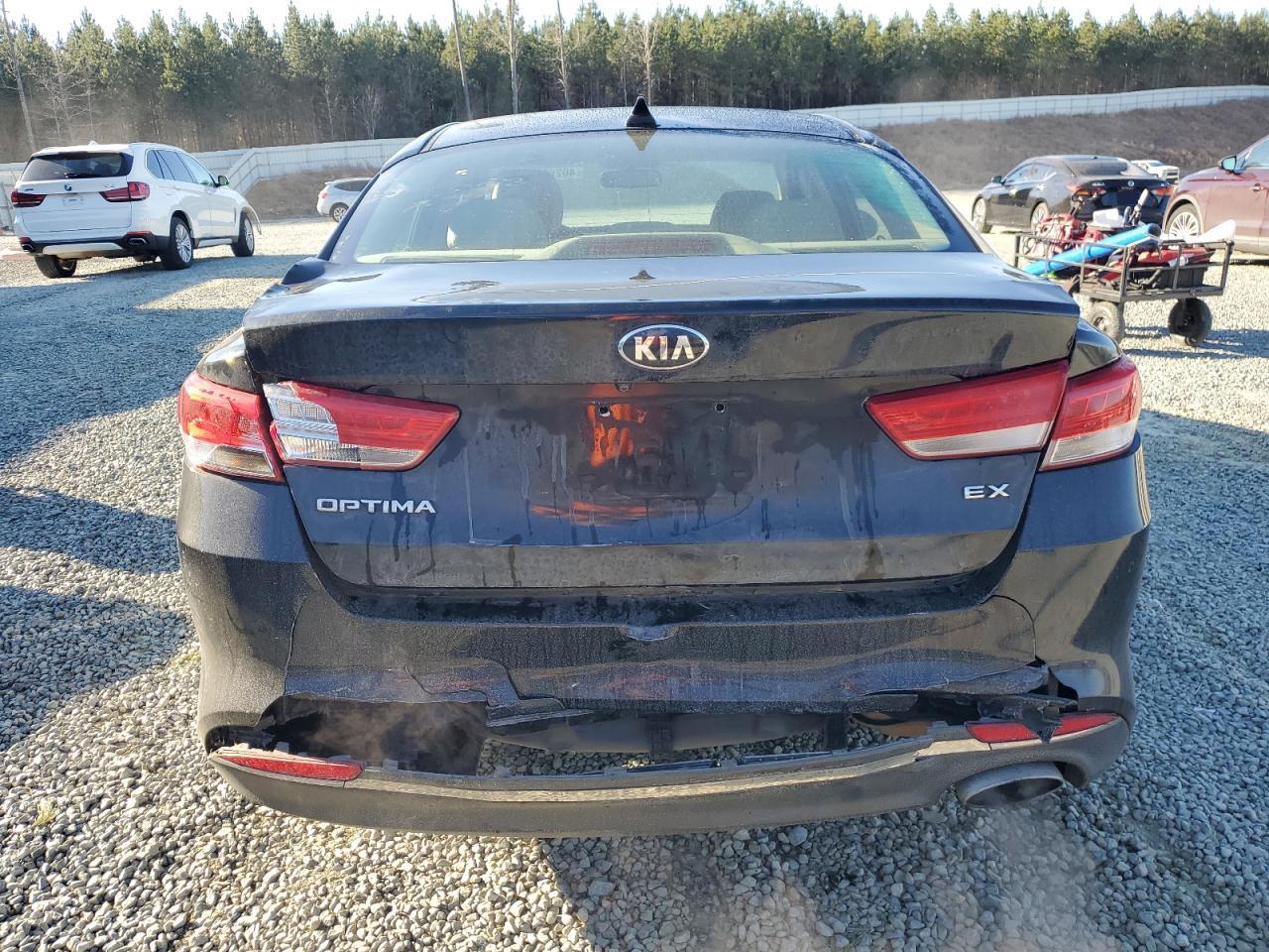 2018 Kia Optima - Image 6
