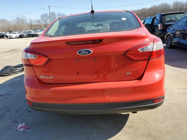 Sedans FORD FOCUS 2014 Red