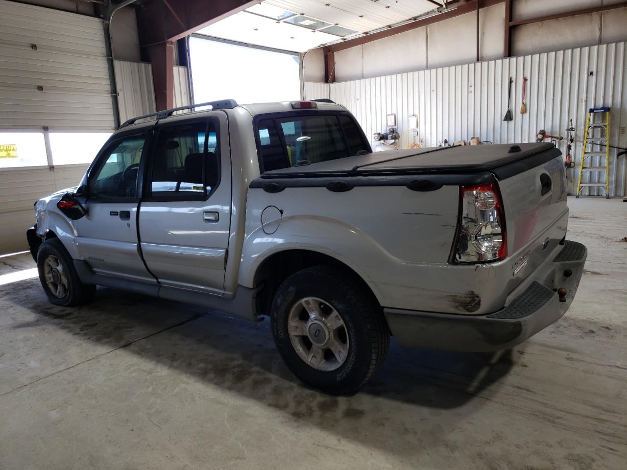 2002 Ford Explorer - Image 2