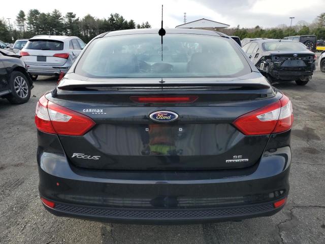 Sedans FORD FOCUS 2014 Czarny