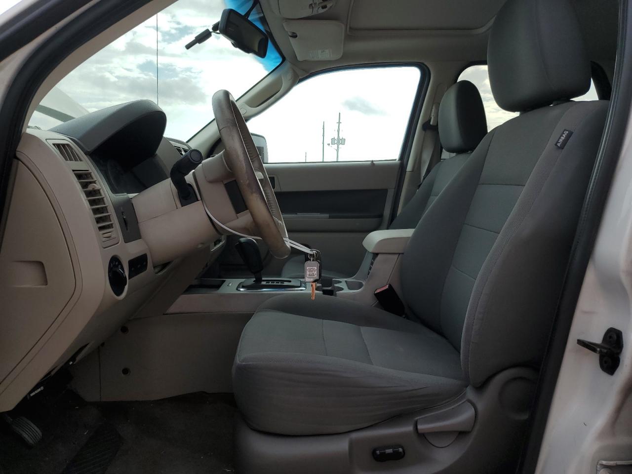2009 Ford Escape - Image 7