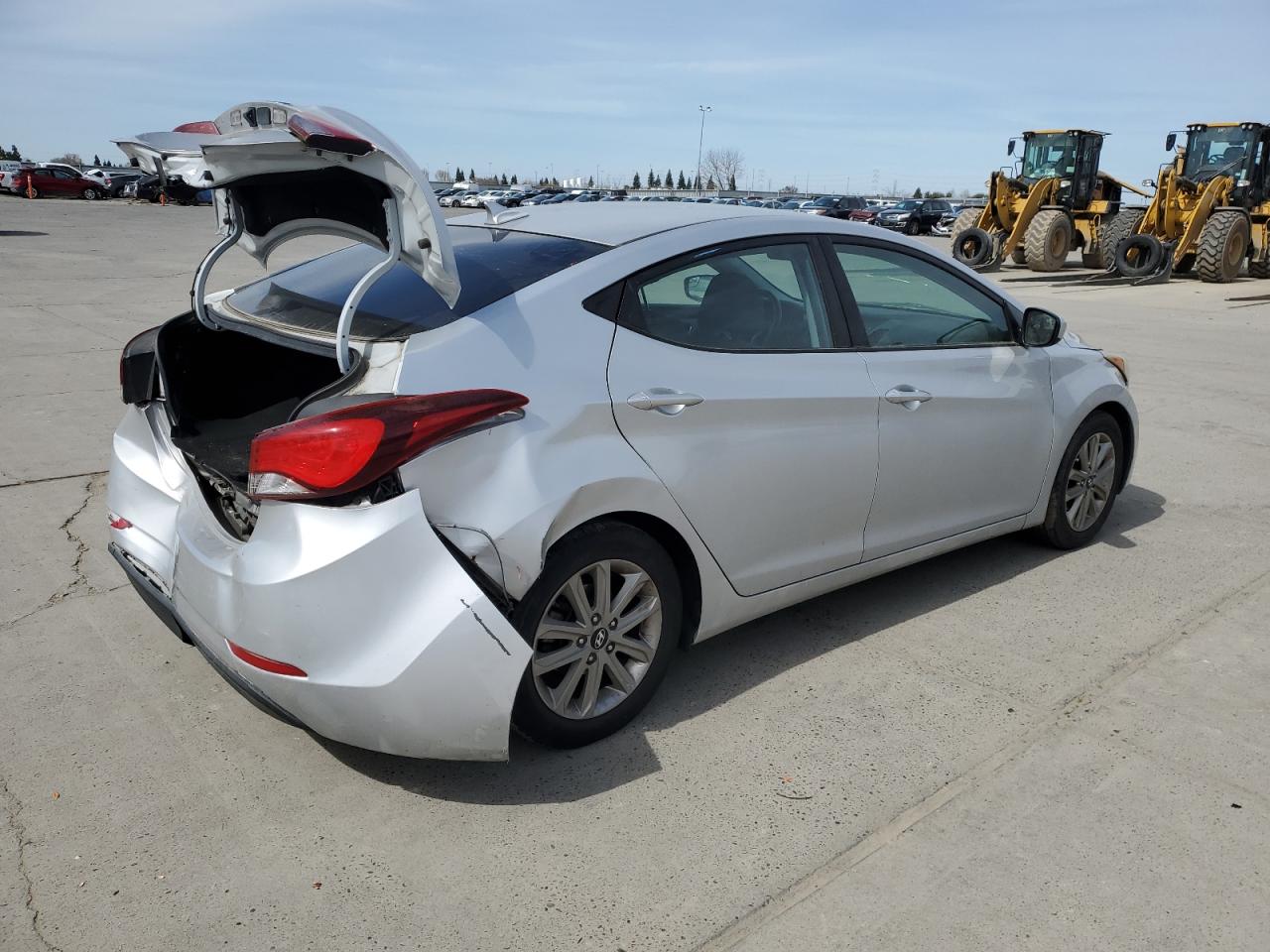 2014 Hyundai Elantra - Image 3