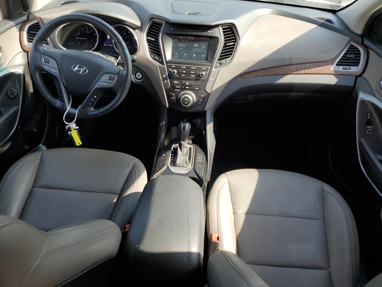 2018 Hyundai Santa Fe - Image 8