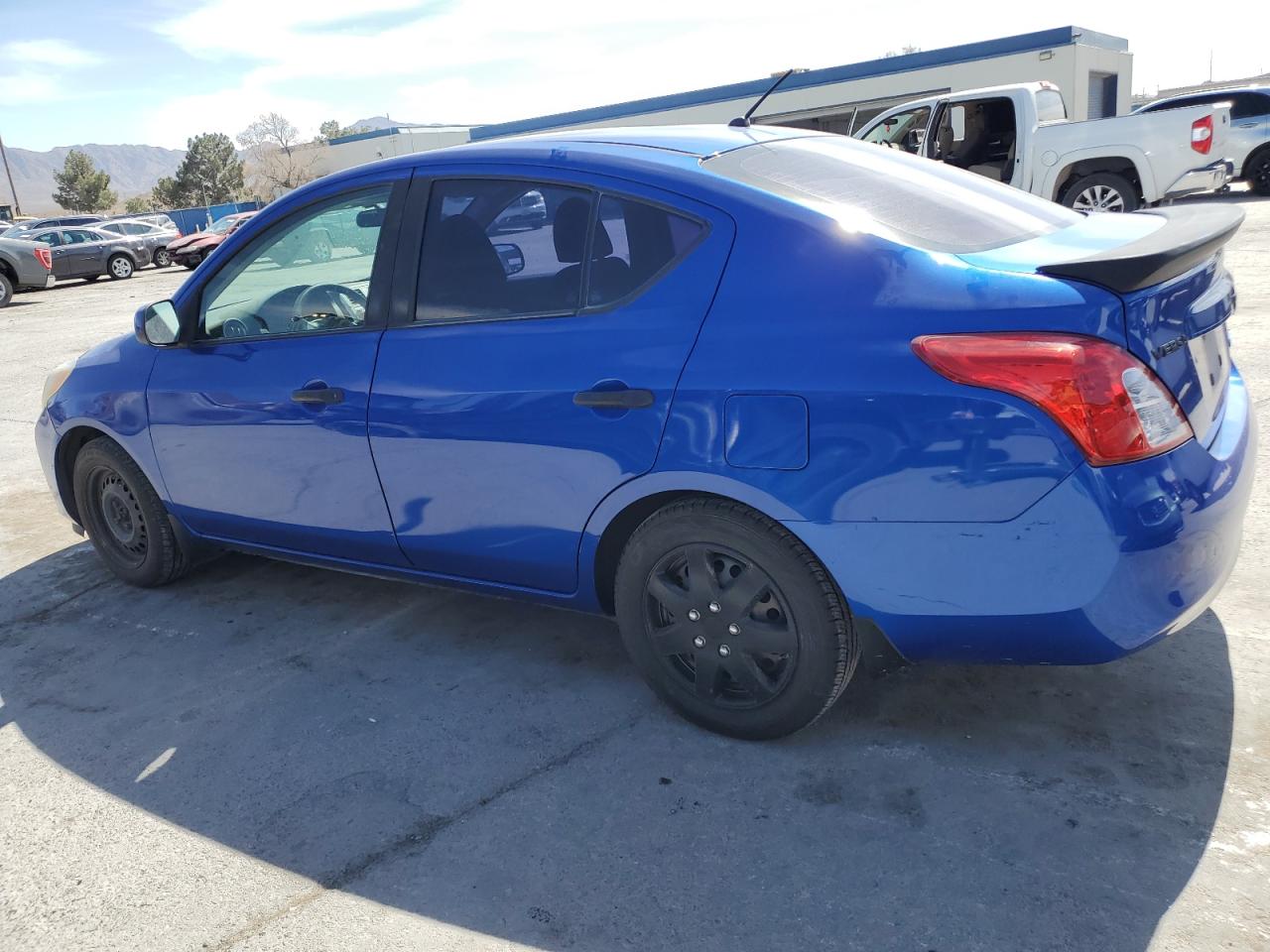 2014 Nissan Versa - Image 2