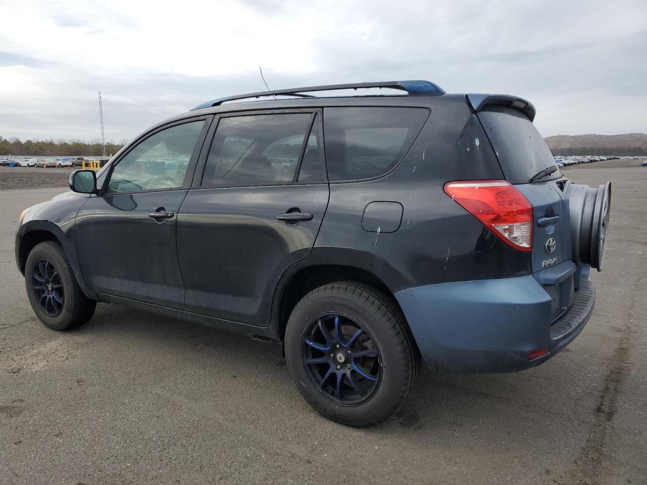 2006 Toyota RAV 4 - Image 2