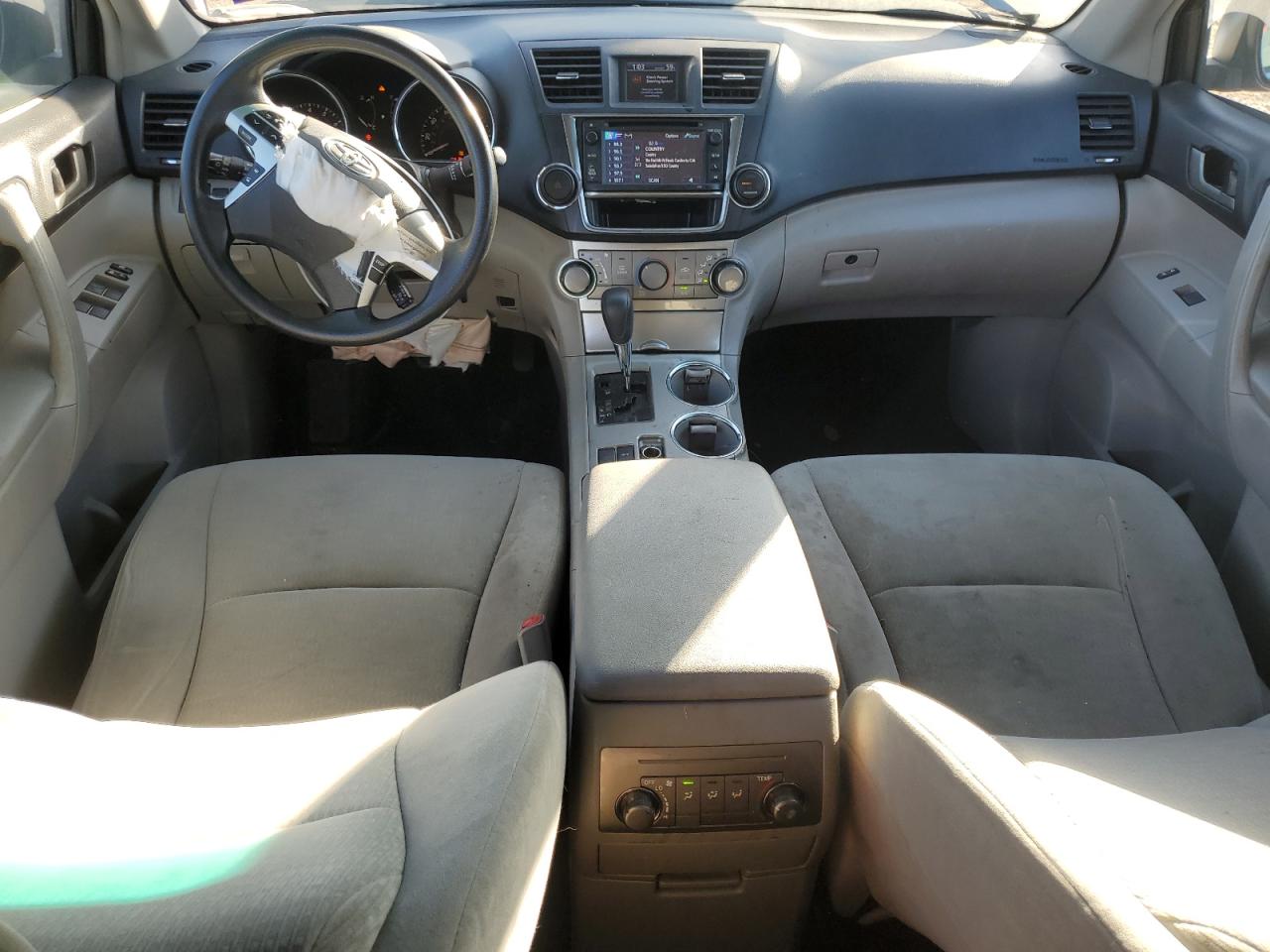 2013 Toyota Highlander - Image 8