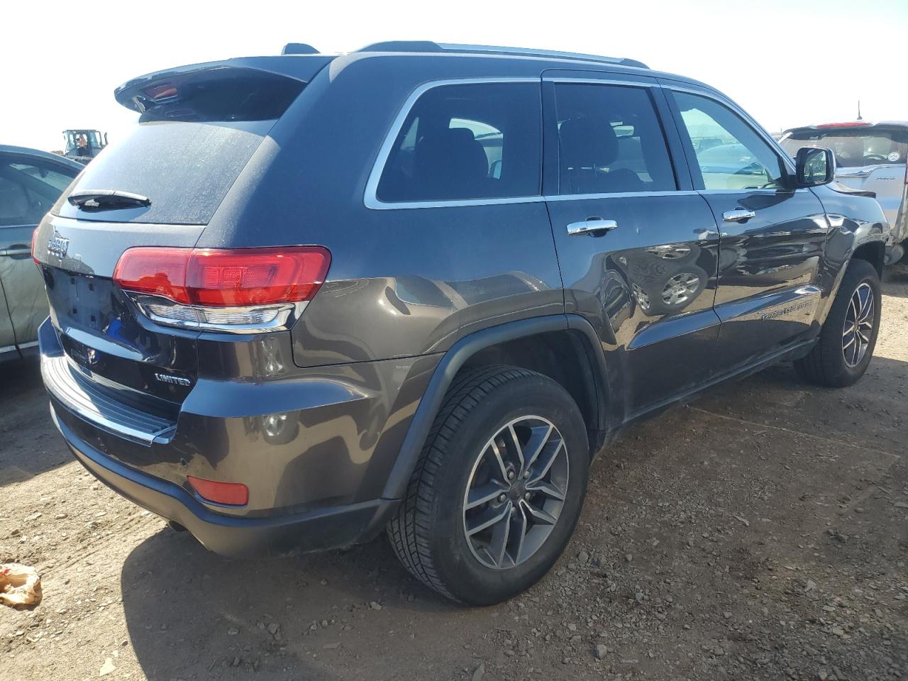 2019 Jeep Grand Cherokee - Image 3