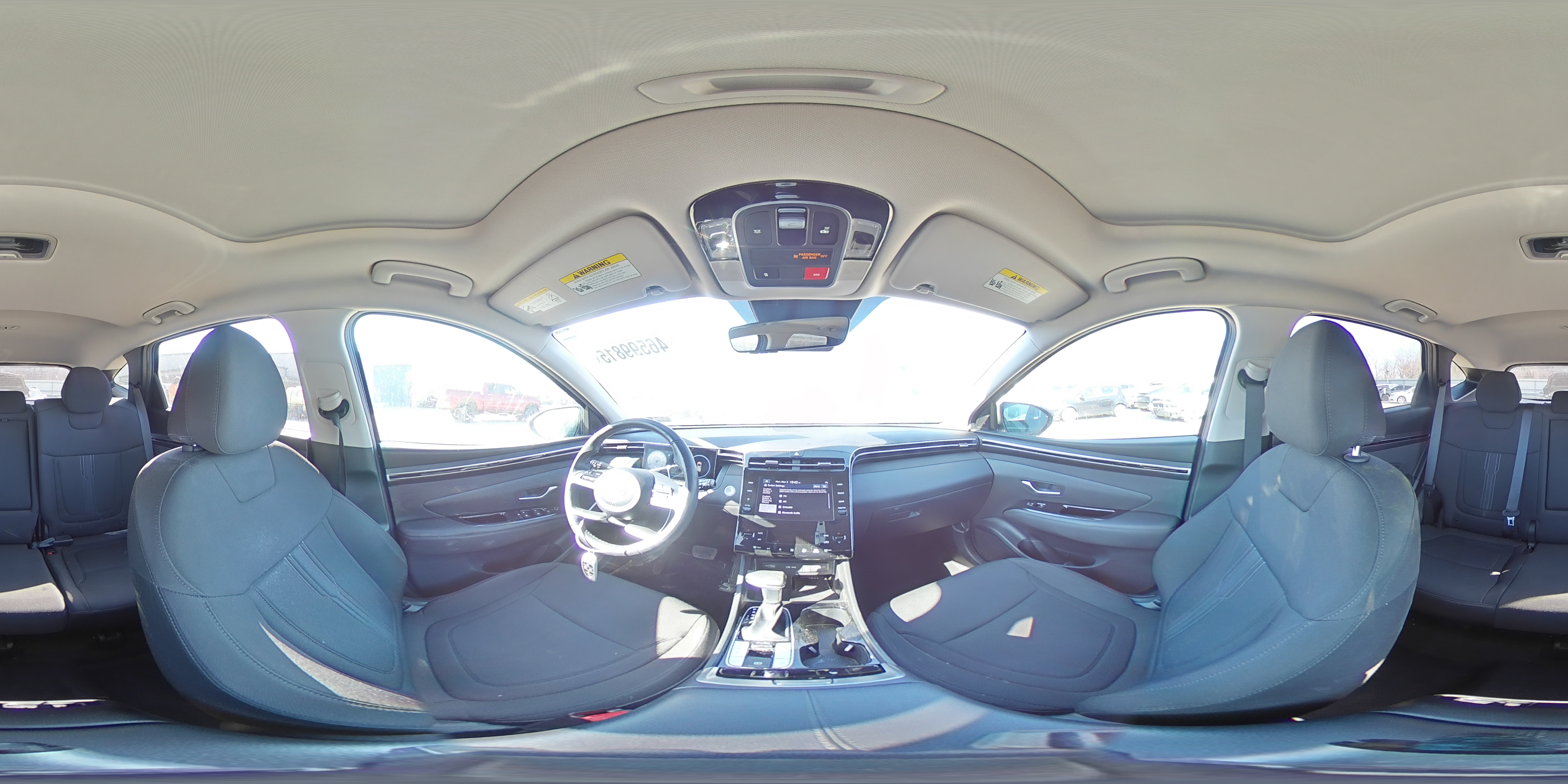 2022 Hyundai Tucson - Image 16
