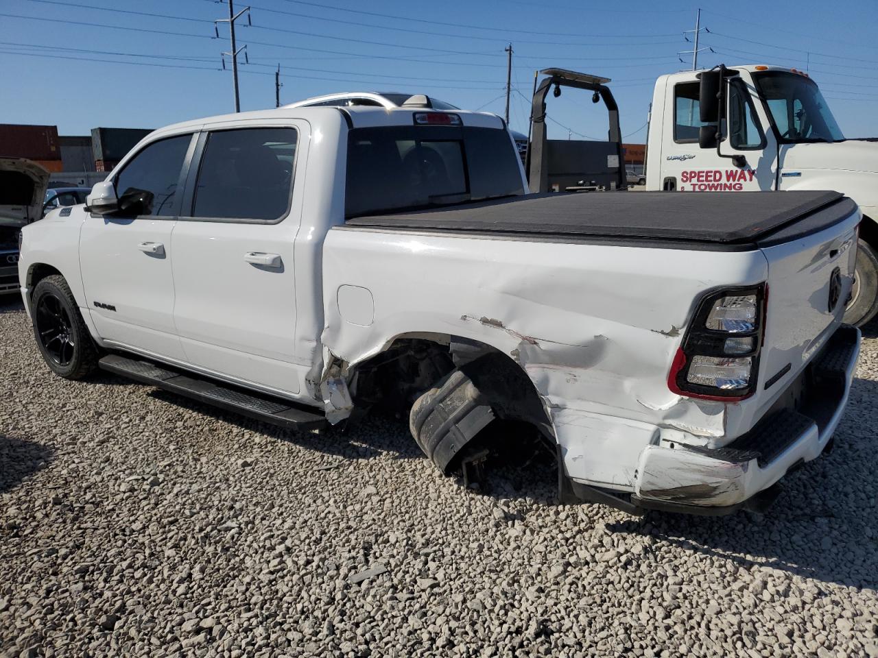 2020 RAM 1500 - Image 2